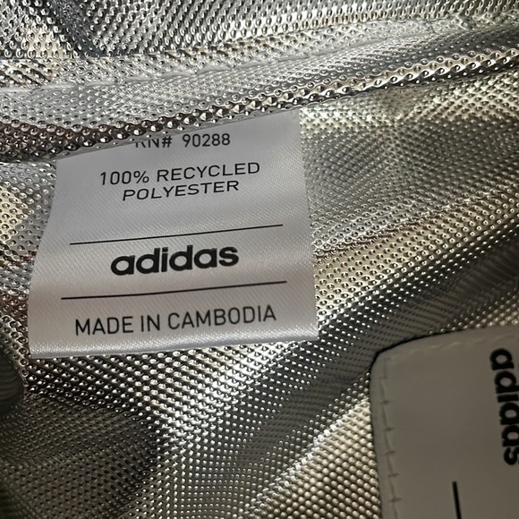 Adidas Santiago 2 Lunch Bag Grey white stripe zip insulated bag NEW OS - Picture 6 of 9